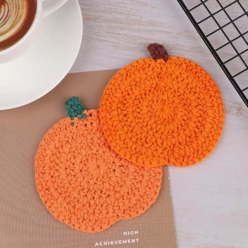 Sous-verres motifs citrouille finement crochetés